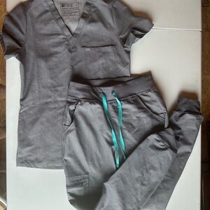 Figs Gray Women's Jogger Set with Teal Accents
